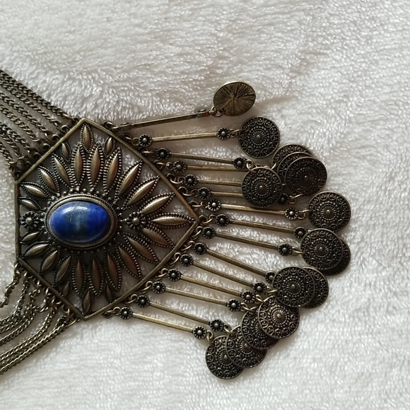 NECKLACE - Picture 2 of 2